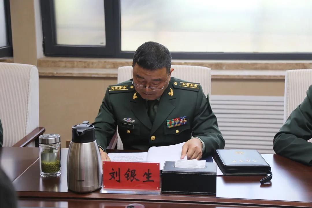 部隊(duì)每日新聞講評稿子，部隊(duì)每日新聞講評概覽，最新動態(tài)與要點(diǎn)解析