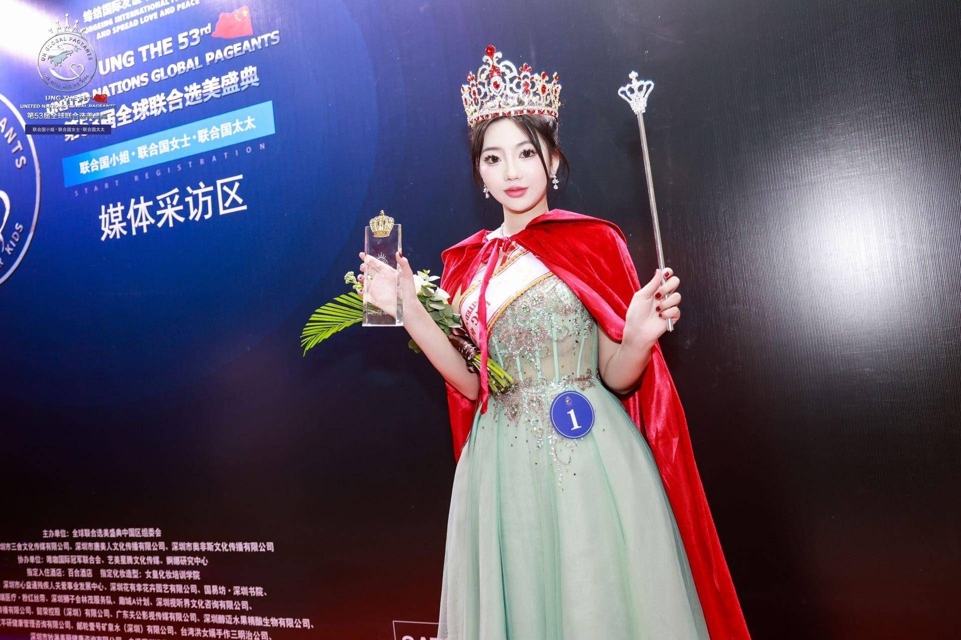 關于白小姐三肖三期免費開獎的探討，白小姐三肖三期開獎揭秘，免費開獎背后的秘密探討