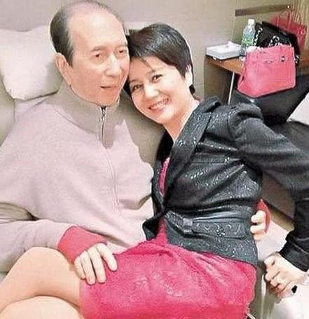新澳門精準四肖期期中特公開，探索與揭秘，澳門精準四肖期期中特揭秘與探索公開版