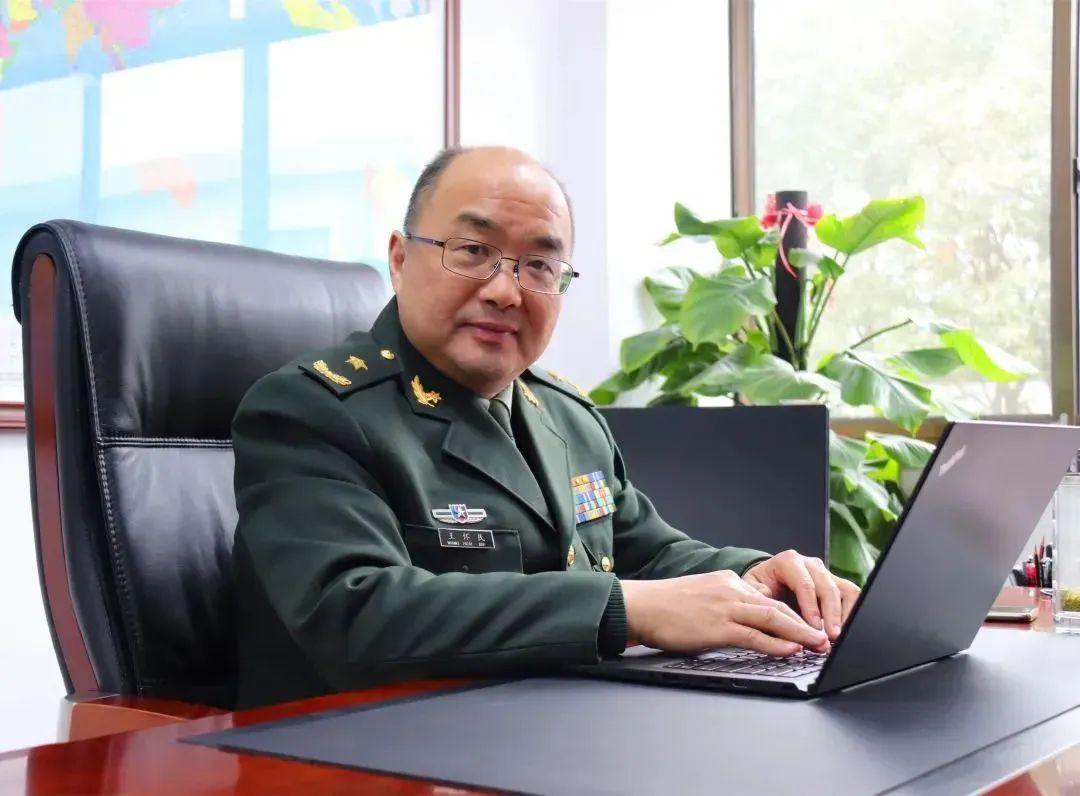 國防科技大學(xué)，一所卓越的高等學(xué)府，究竟有多牛？，國防科技大學(xué)，卓越高等學(xué)府的深度解析，究竟有多牛？