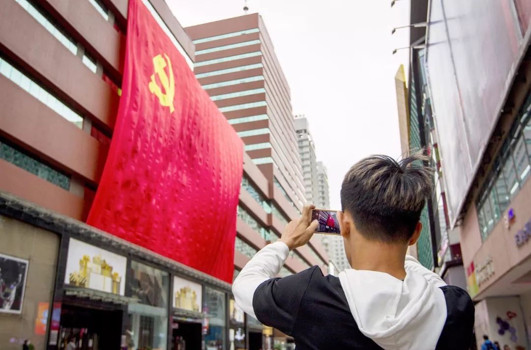 車曉彤出生日期揭秘，探索名人背后的故事，車曉彤出生日期揭曉，名人背后的故事探索