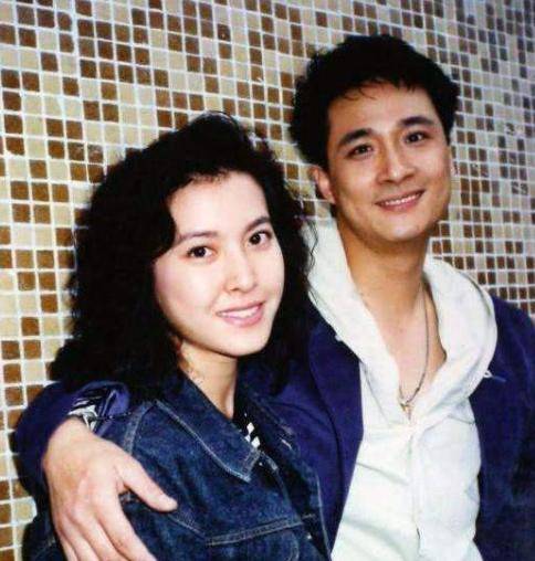 何家勁個人資料簡介及老婆，何家勁個人資料簡介與妻子之謎