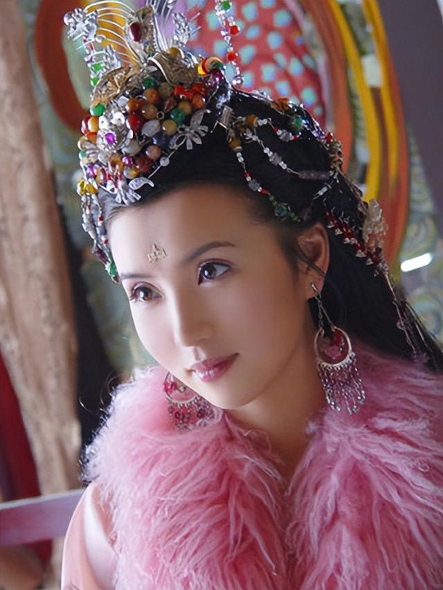 陳好演的電視劇有哪些，回顧她的演藝生涯與經(jīng)典作品，陳好的演藝生涯，經(jīng)典作品與電視劇回顧