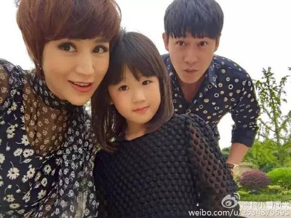 鮑蕾個人資料出生日期詳解，鮑蕾個人資料揭秘，出生日期詳解