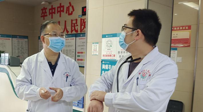 月經(jīng)不走一直流血是怎么回事？解讀異常陰道出血的背后原因，解讀異常陰道出血的背后原因，月經(jīng)不走一直流血怎么辦？