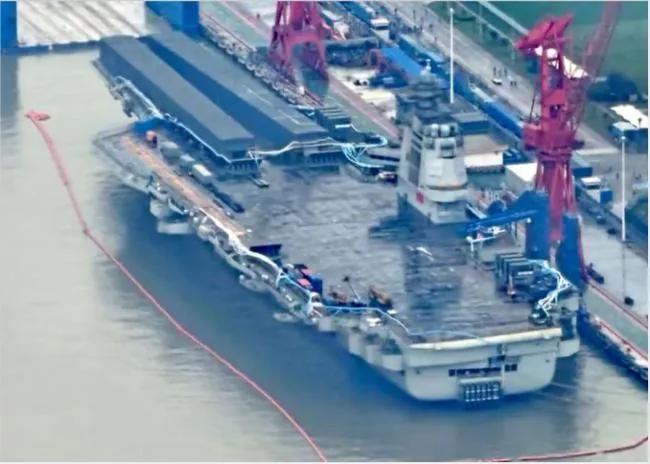 揭秘中國(guó)海軍的驕傲之作，004型航母，揭秘中國(guó)海軍的驕傲之作，004型航母重磅登場(chǎng)！