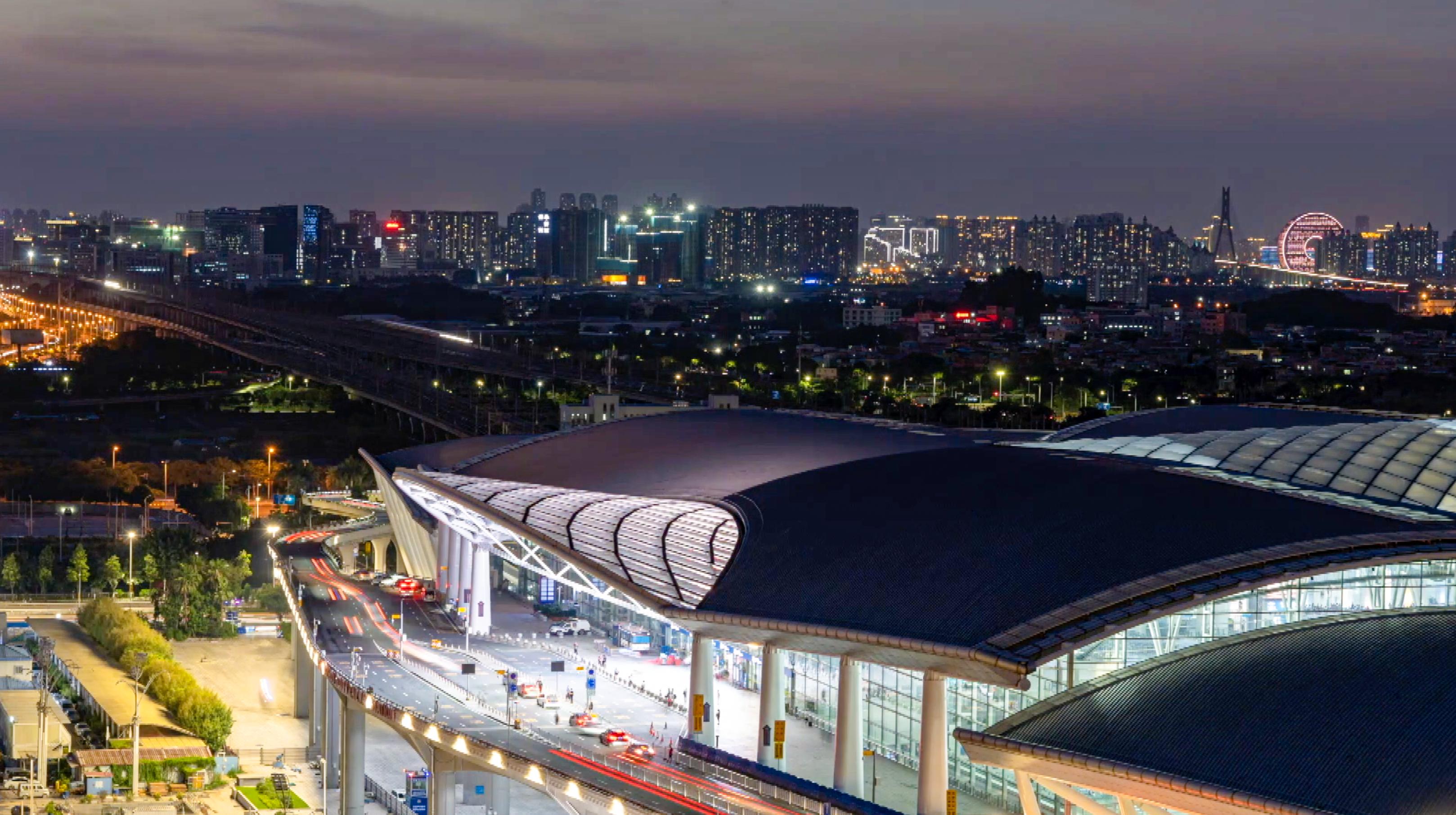 廣州南站，交通樞紐與城市的門(mén)戶，廣州南站，交通樞紐與城市的開(kāi)放門(mén)戶