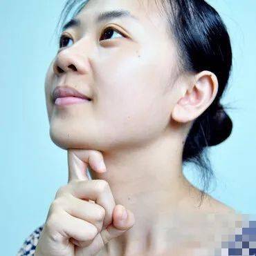 去掉雙下巴最好的辦法，綜合方案與日常習慣改變，消除雙下巴，綜合方案與日常習慣改變攻略