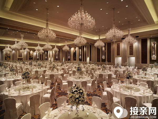網(wǎng)上預(yù)訂婚宴酒店，輕松策劃完美婚宴，網(wǎng)上預(yù)訂婚宴酒店，輕松策劃浪漫婚宴盛典