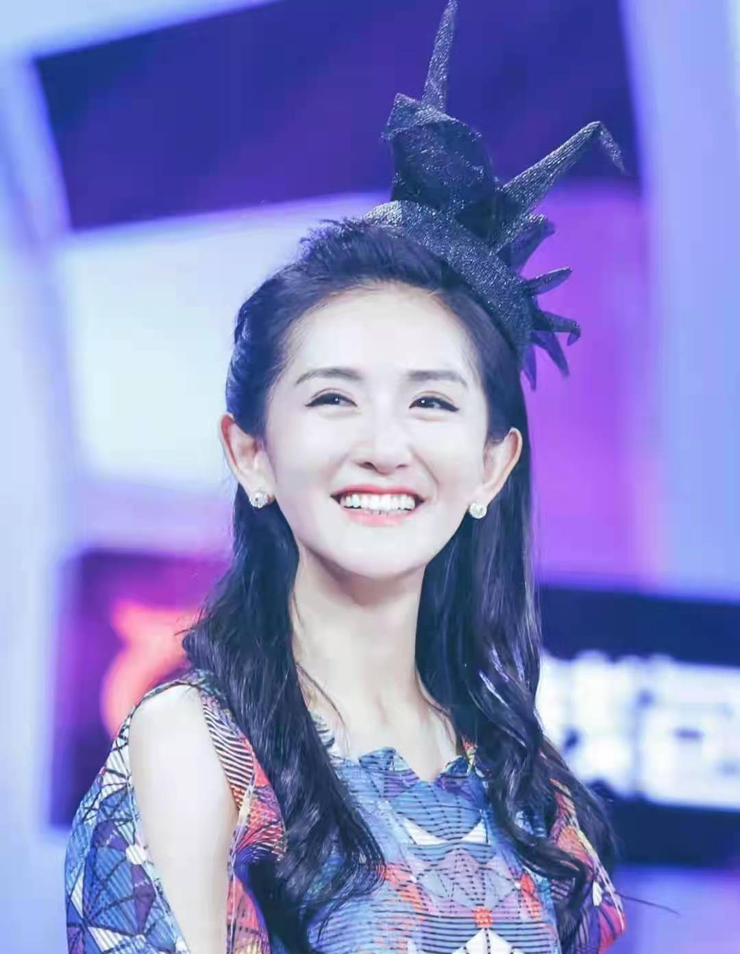 謝娜個(gè)人簡歷，謝娜個(gè)人簡介與生平