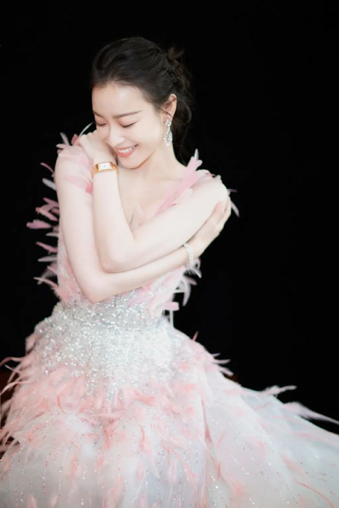 倪妮與數(shù)字421