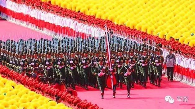 國慶閱兵是每年一次嗎？——深度解析與探討，深度解析與探討，國慶閱兵是否為每年例行活動(dòng)？