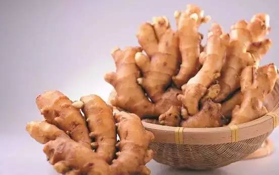 生姜快速瘦肚子，三天見證神奇效果，生姜瘦腹三天見證神奇效果