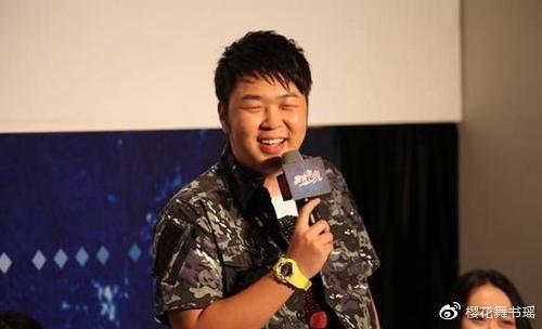 杜海濤父親杜國豪簡介，杜海濤父親杜國豪，揭秘背景與故事