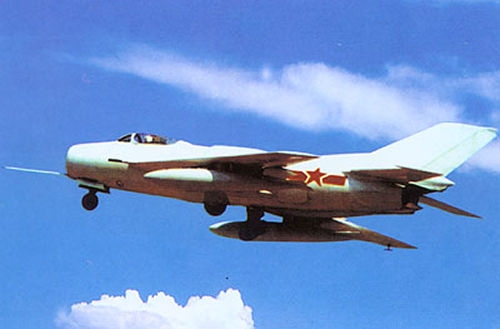 殲-12戰(zhàn)斗機(jī)，中國空軍的重要里程碑，殲-12戰(zhàn)斗機(jī)，中國空軍發(fā)展的重要里程碑