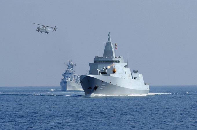 關(guān)于說055型驅(qū)逐艦落后的深度解析，深度解析，關(guān)于055型驅(qū)逐艦是否落后的探討