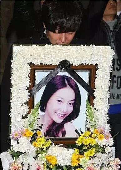 韓國娛樂圈的悲慘事件，揭示背后的真相與反思，韓國娛樂圈悲劇背后的真相揭示與反思