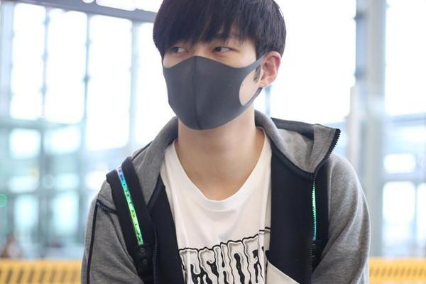 揭秘劉伯溫4肖選一肖141的神秘預(yù)測(cè)，劉伯溫神秘預(yù)測(cè)揭秘，四肖選一精準(zhǔn)預(yù)測(cè)揭秘?cái)?shù)字141