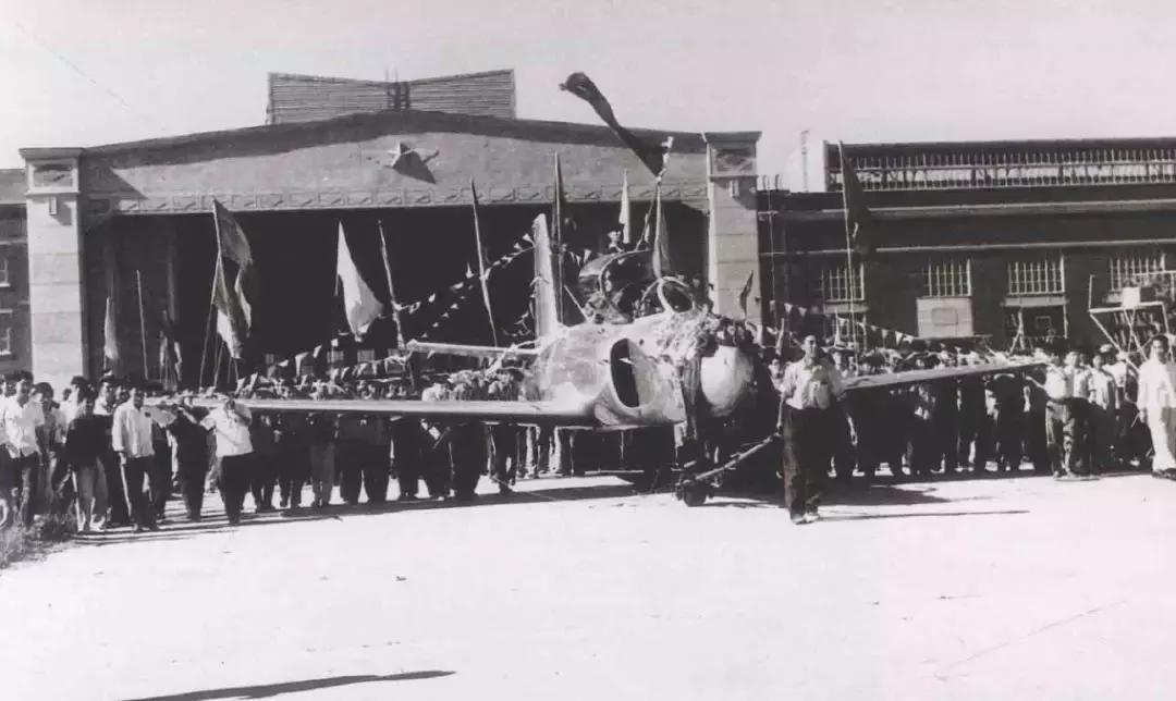 中國最可怕的戰(zhàn)機(jī)，殲-60的神秘面紗與視頻揭秘，揭秘中國頂尖戰(zhàn)機(jī)殲-60的神秘面紗與性能揭秘視頻