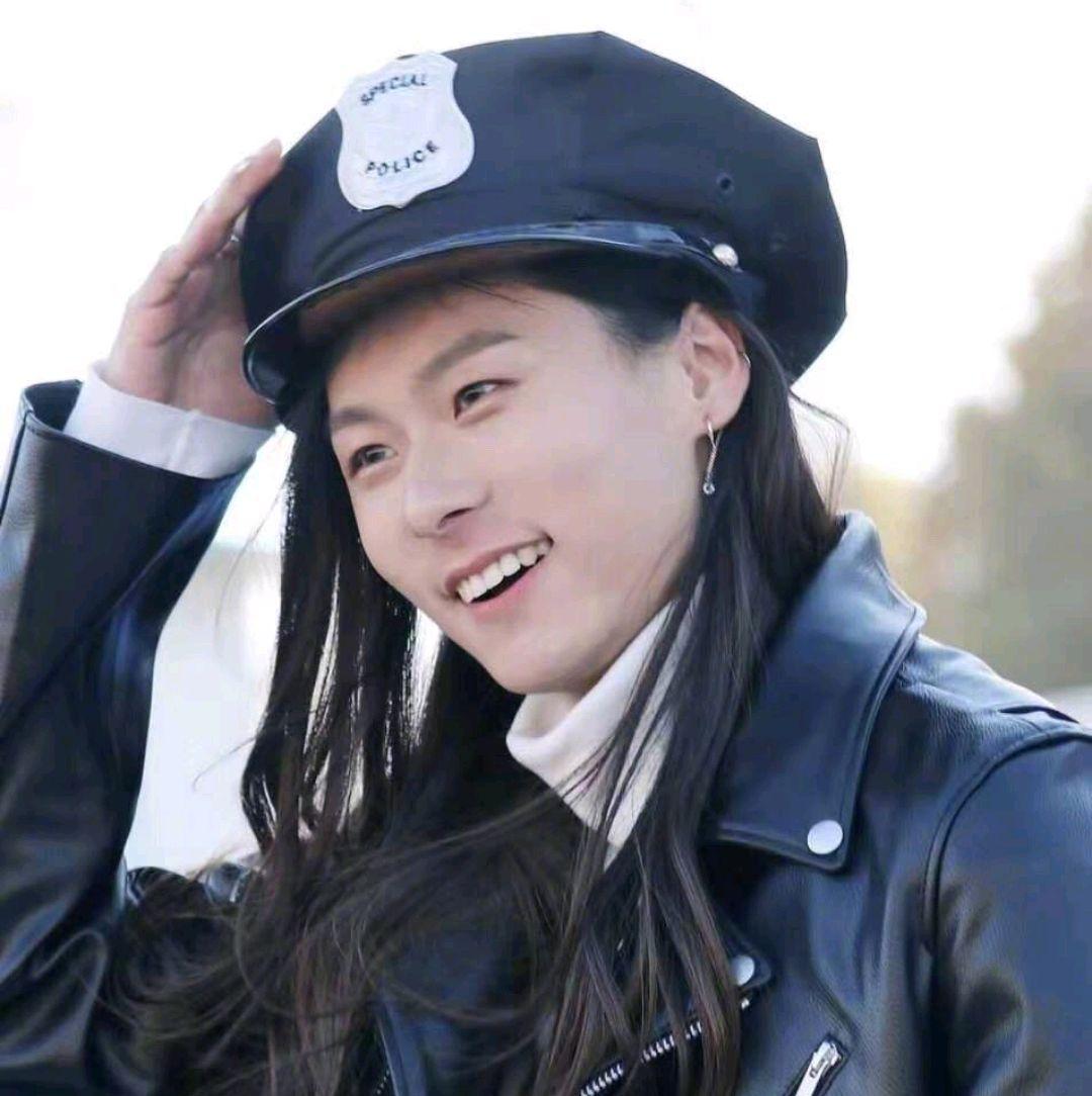 韓國娛樂圈真實爆料，揭秘背后的故事，韓國娛樂圈內(nèi)幕揭秘，真實故事背后的真相