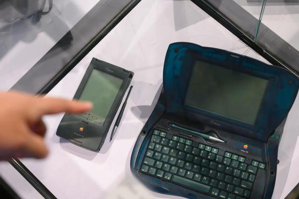 揭秘劉伯溫機(jī)器選一肖的神秘面紗，揭秘劉伯溫機(jī)器生肖預(yù)測(cè)神秘面紗