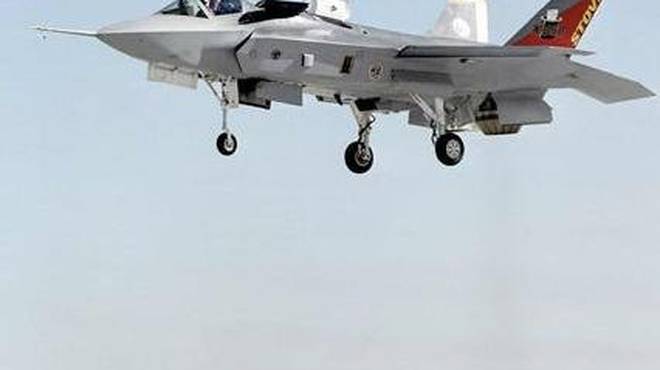 殲-18垂直起降成功，揭秘技術細節(jié)與未來發(fā)展展望，揭秘殲-18垂直起降技術細節(jié)，展望未來發(fā)展前景